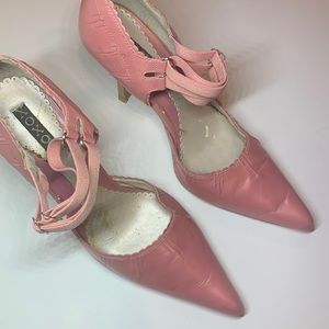 Excellent condition xoxo bubble gum pink stilettos size 7.5